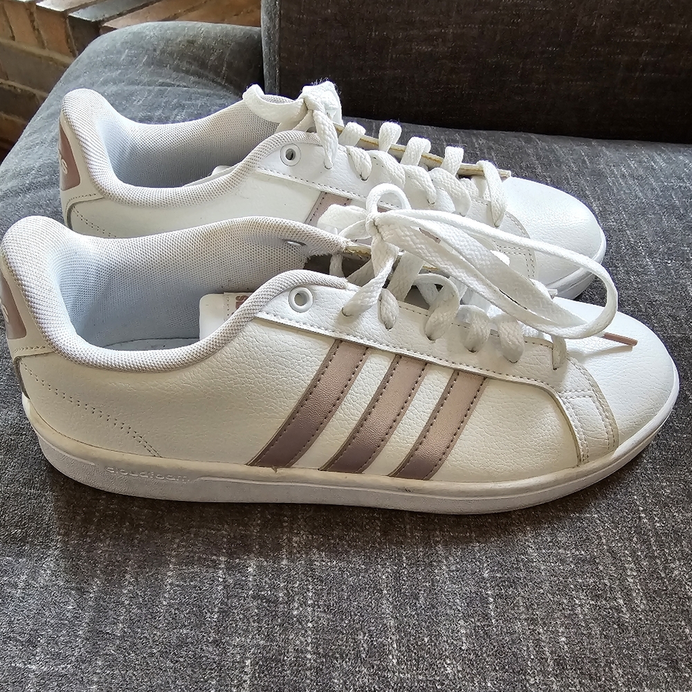 Adidas cloudform white and rose gold size 9.5